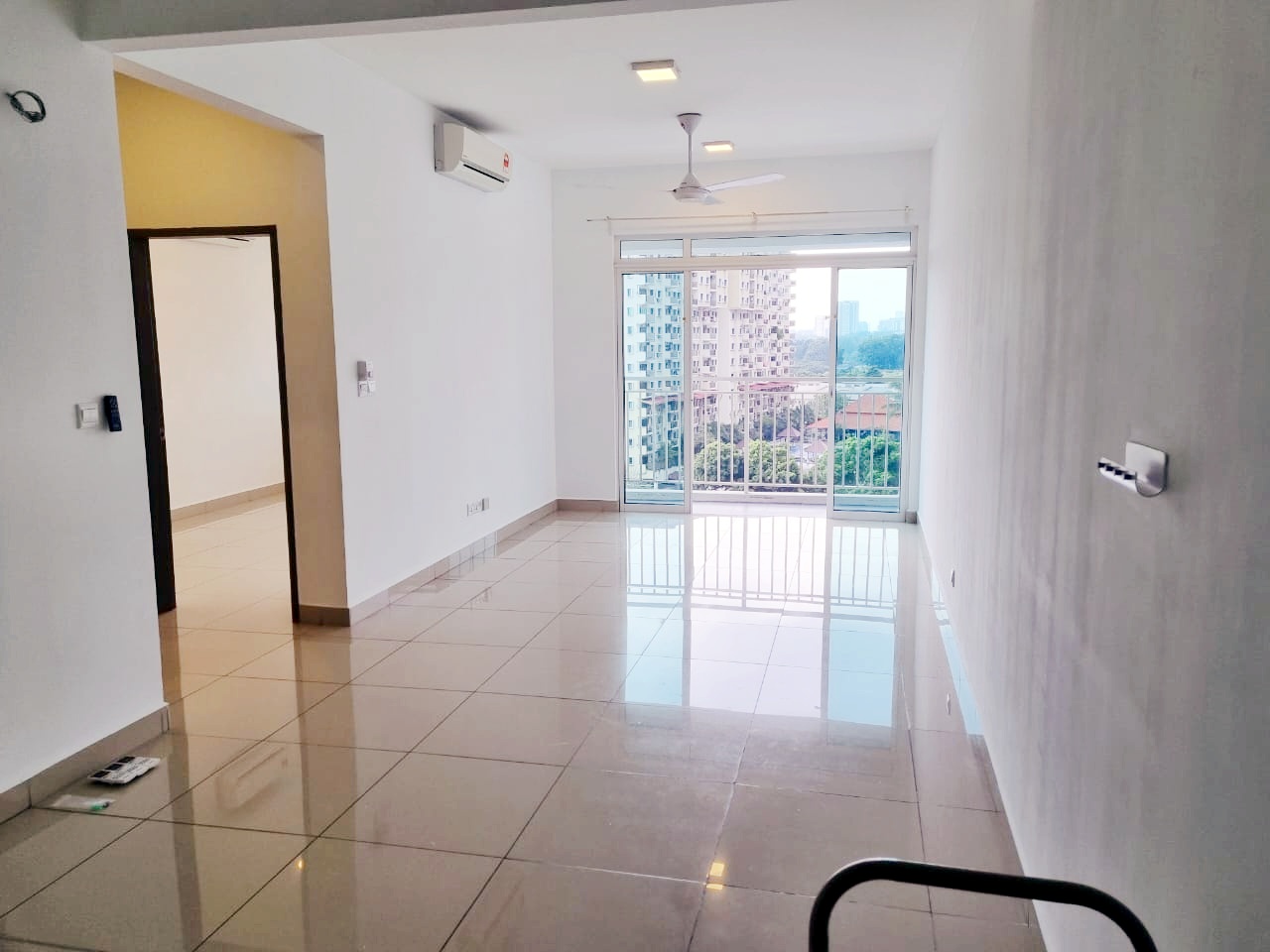 V Residensi 2, Seksyen 22 Shah Alam by Allen - photo 2
