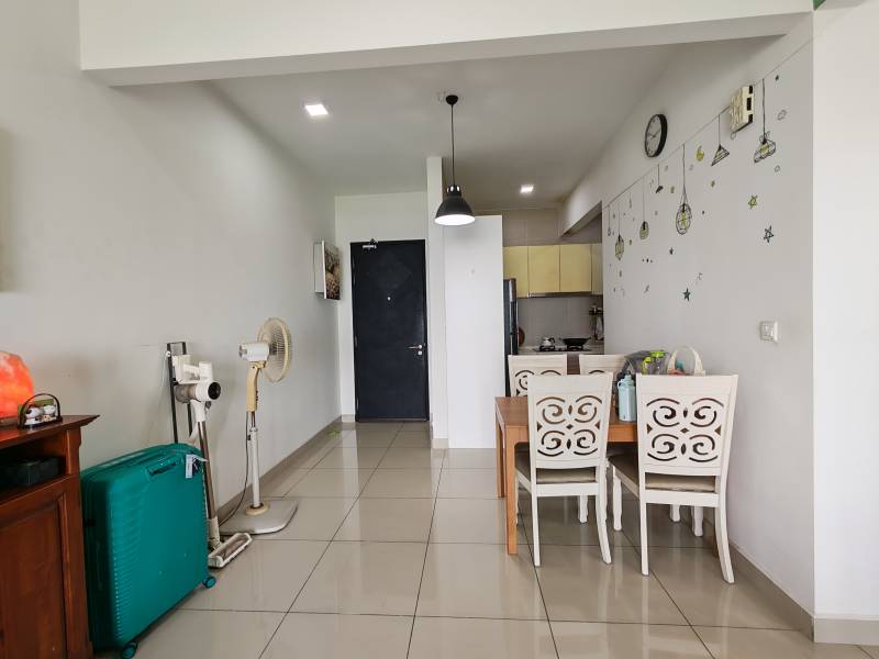 V Residensi 2 Seksyen 22 Shah Alam by Allen