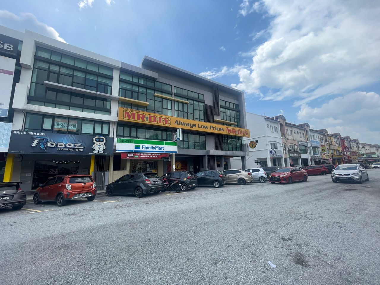 3 Story Shop Bandar Tasik Puteri Rawang - photo 3