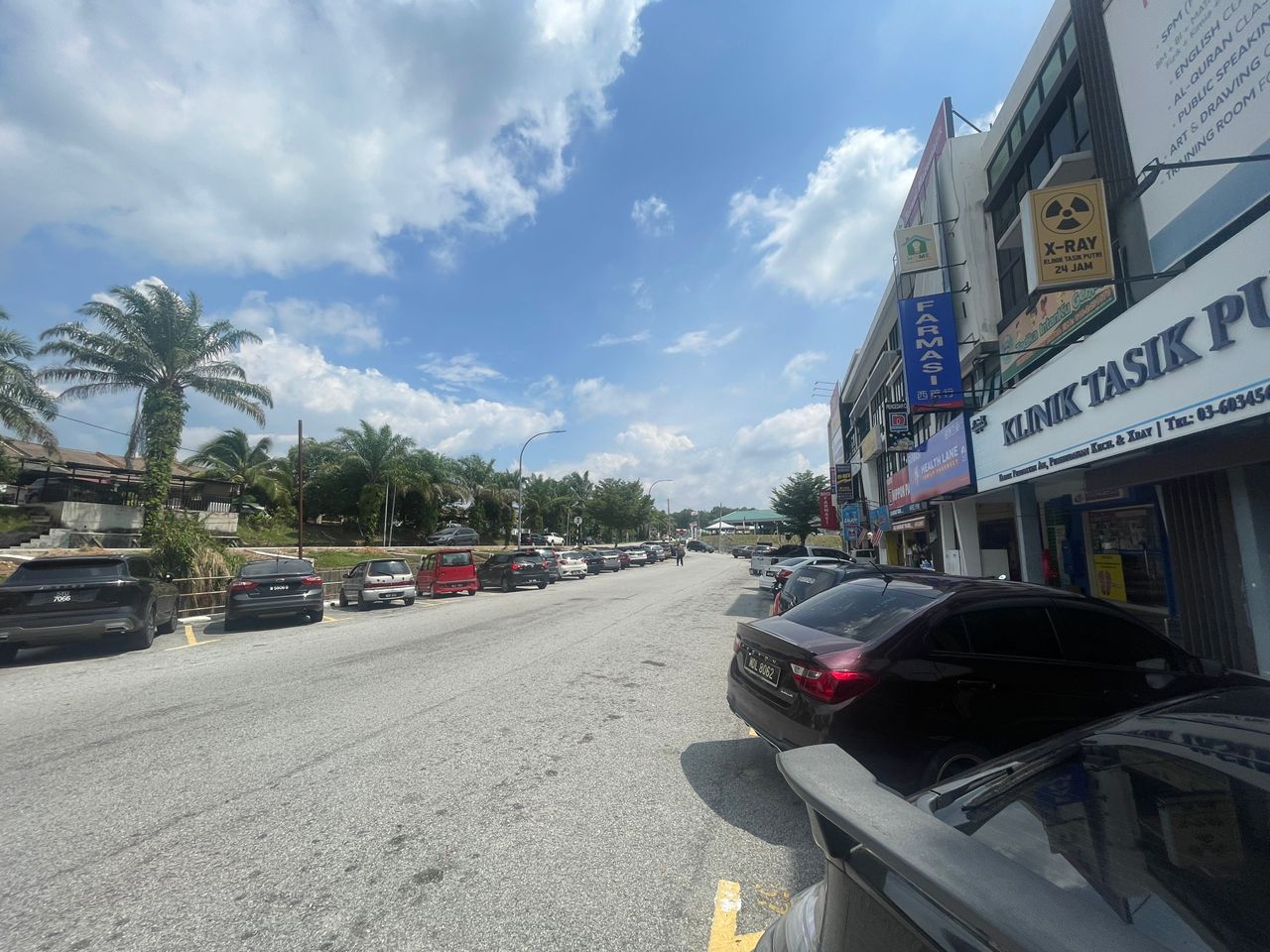 3 Story Shop Bandar Tasik Puteri Rawang - photo 5