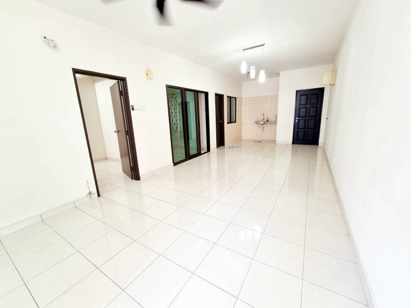 Indah Alam Condominium Sek 22 Shah Alam by Allen