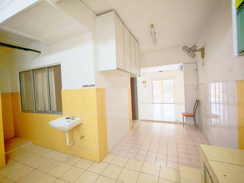 2 Story Taman Lestari Putra LEP 6 Seri Kembangan - photo 6