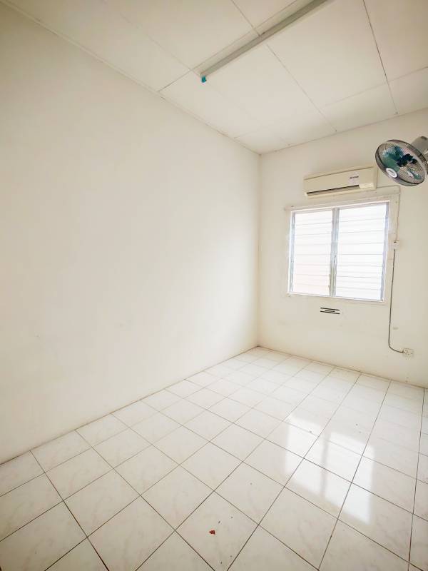 2 Story Taman Lestari Putra LEP 6 Seri Kembangan - photo 11