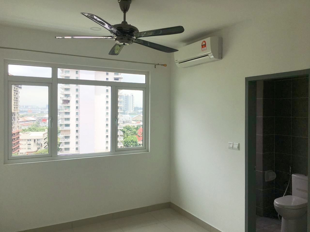 V Residensi 2 Seksyen 22 Shah Alam 3R3B - photo 4