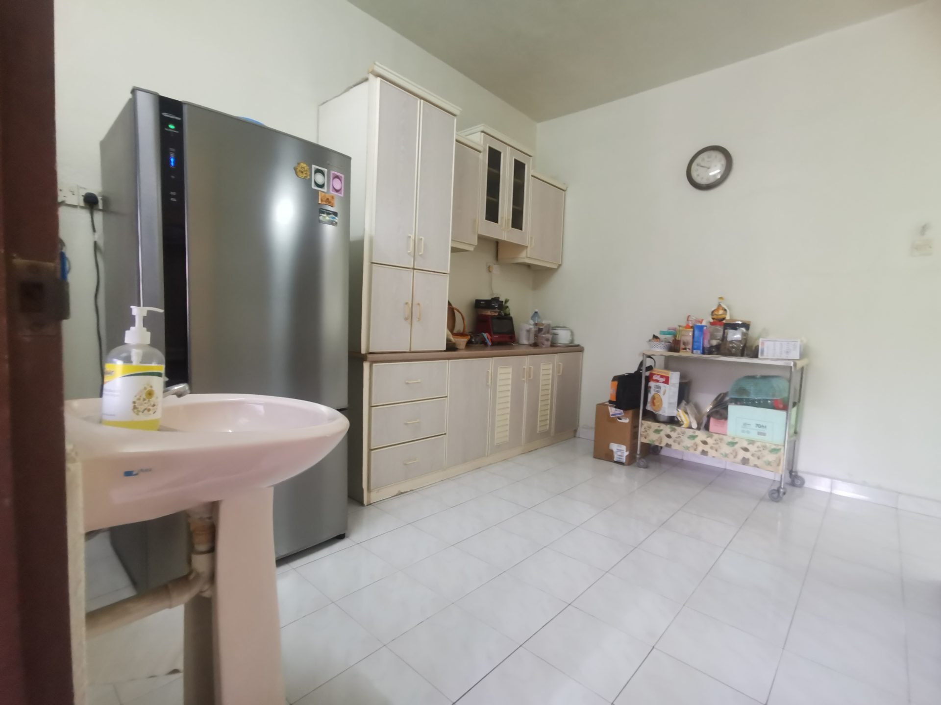 Island Glades Greenlane Double Storey Terrace House For Sale - photo 6