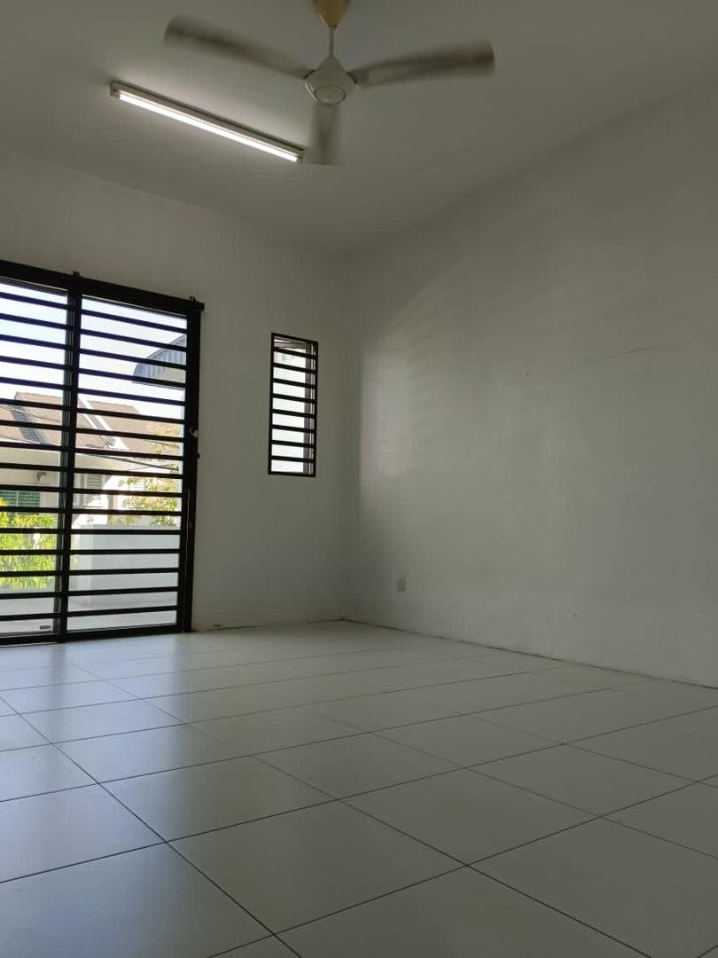 Taman Seri Juru, Juru Double Storey Terrace House For Sale - photo 2