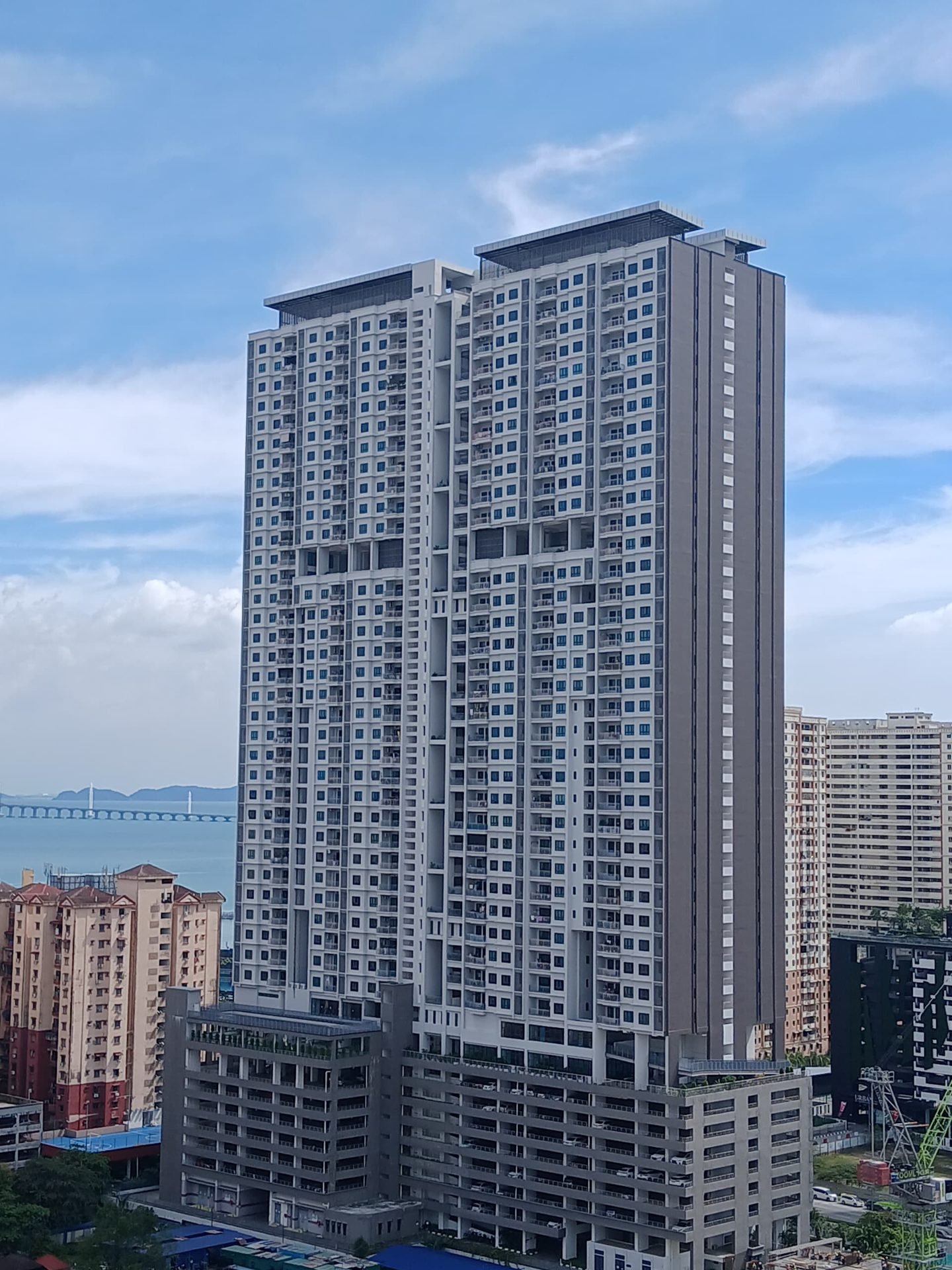 Grace Residence, Jelutong For Sale | 1,646 Sq Ft | 3 Car Parks - photo 2
