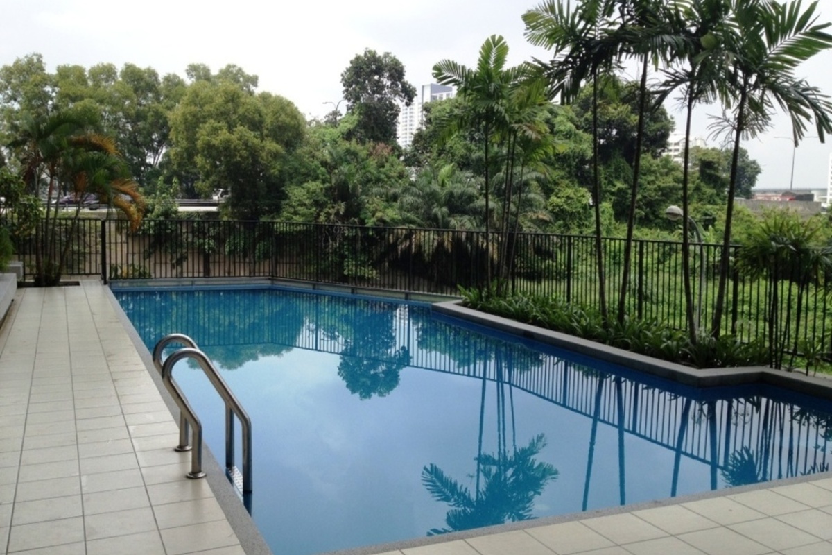 Indah Ria Apartment - photo 3