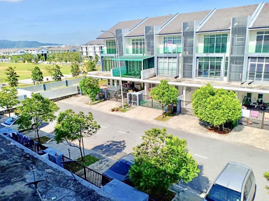Bangi Avenue - photo 3