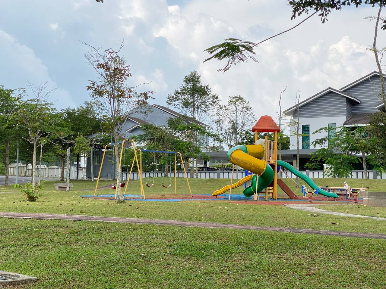 Timur Enstek, Bandar Baru Enstek - photo 4