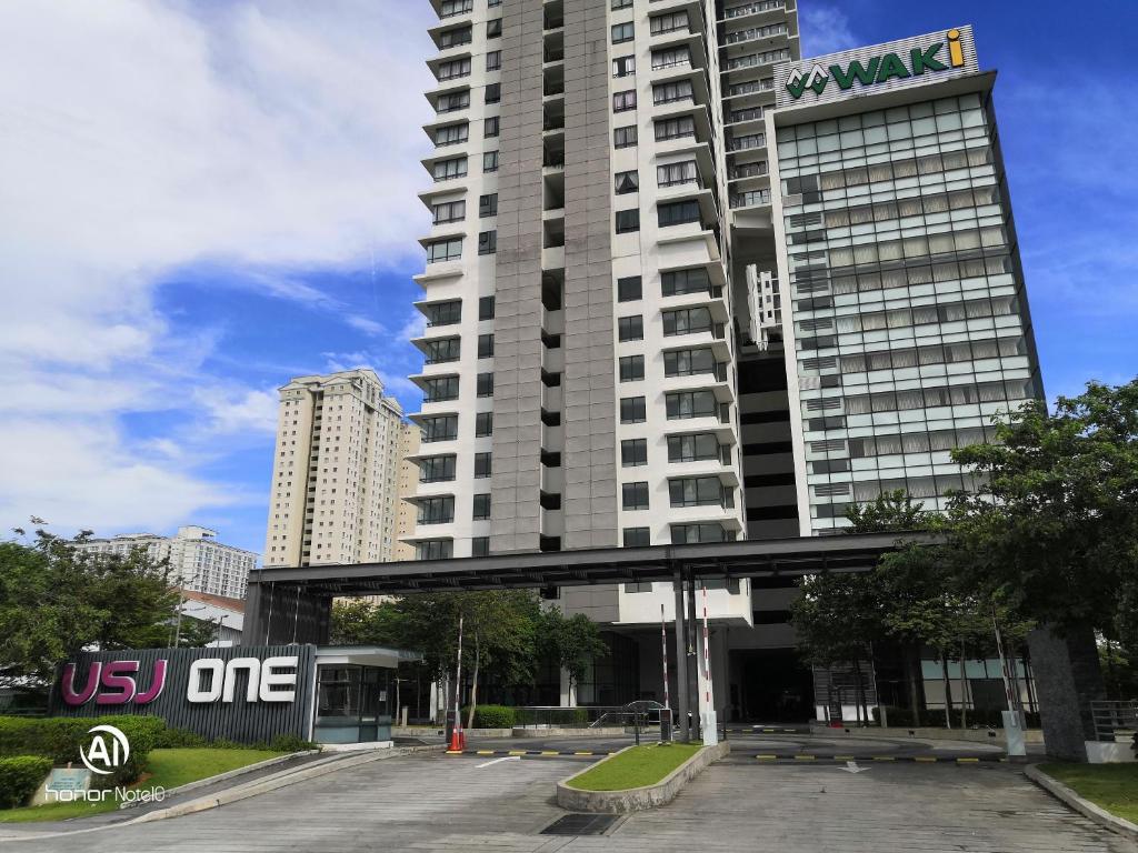 USJ One, You One at Subang USJ, Selangor - photo 4