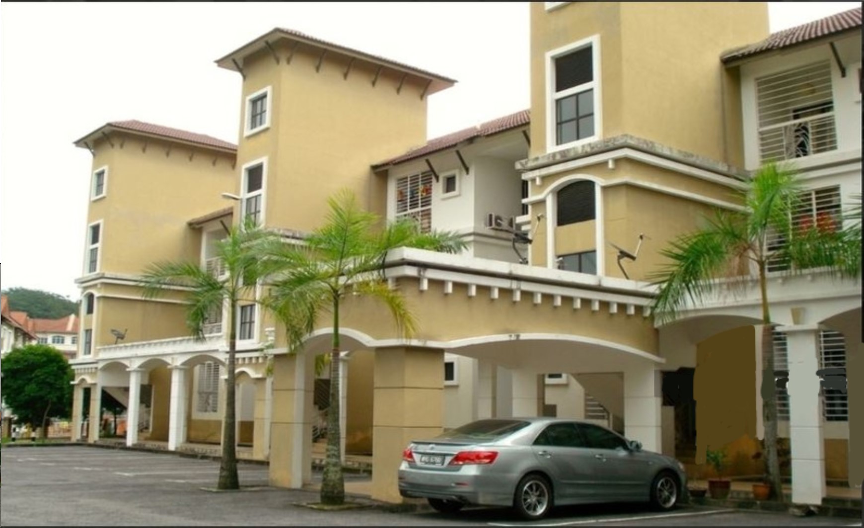 Suria utama town house at petaling jaya for sale - photo 3