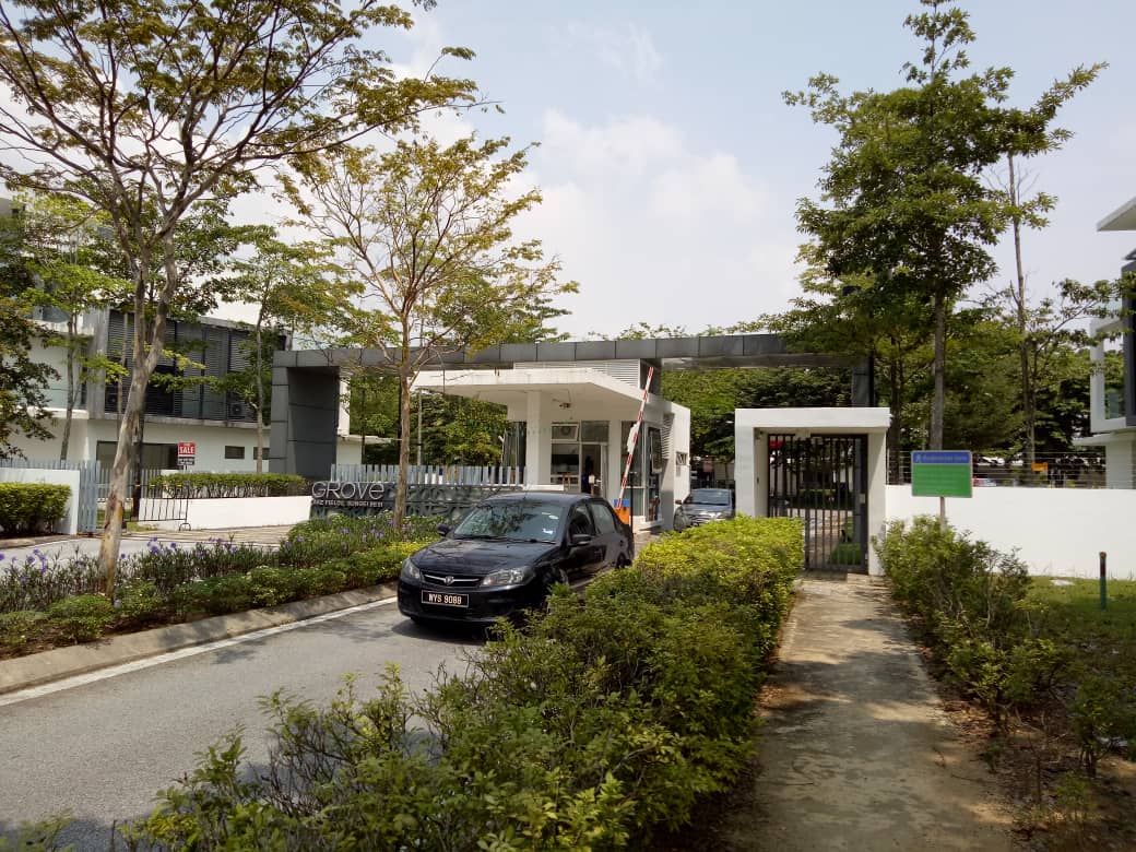 Triple Storey Semi D THE GROVE Lake Fields at Sung - photo 5