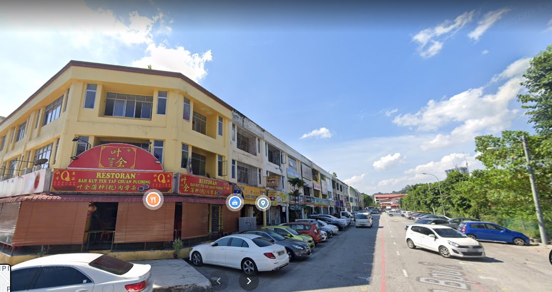 Puchong utama Ground floor shop lot for rent