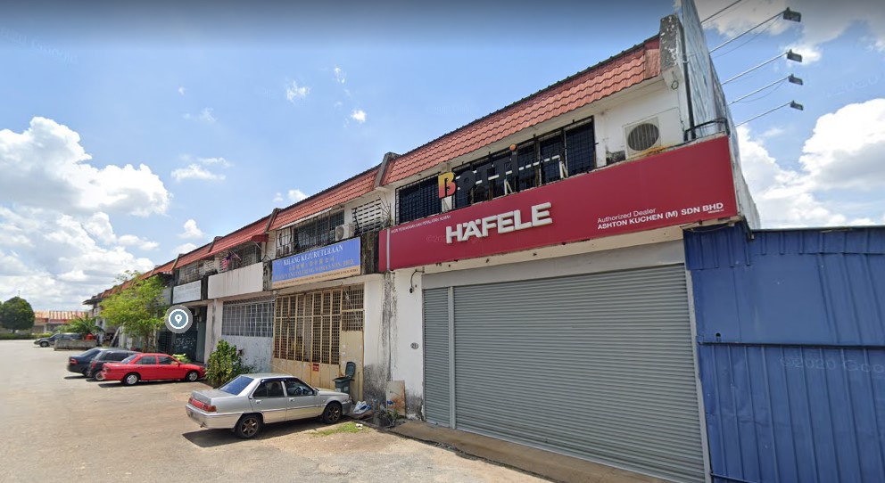 Puchong utama  Factory ,Ware house for sale