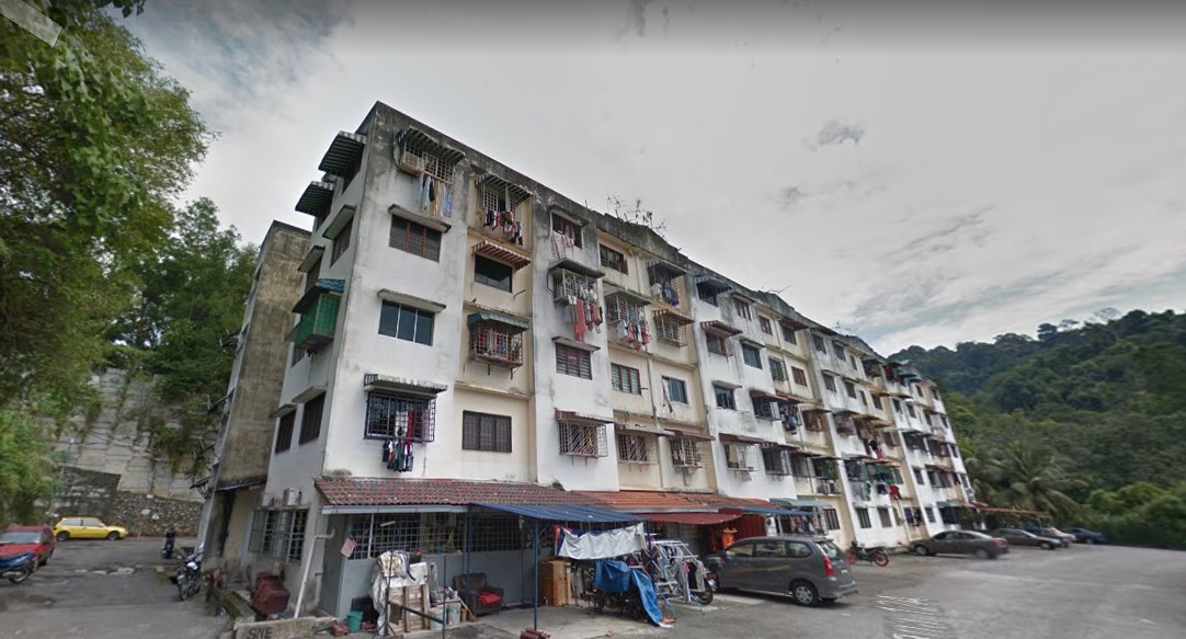 Cheras Awana Flat For Sale below market - photo 2