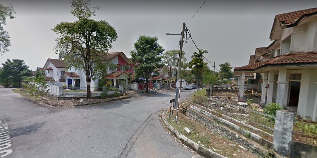 Dubble storey 2sty bandar country home tarrace