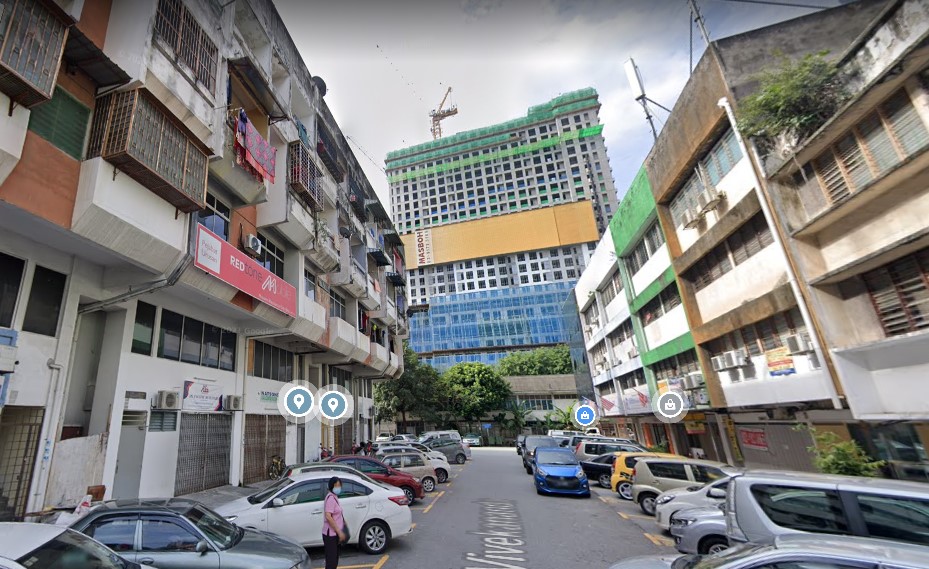 4 storey Brickfields shop lot for rent - photo 1