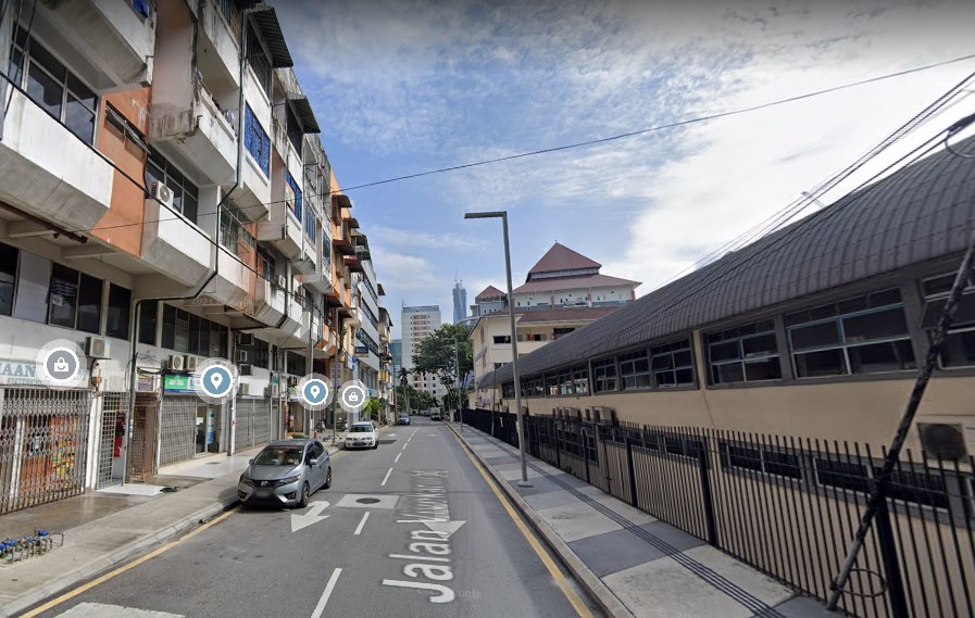 4 storey Brickfields shop lot for rent - photo 2