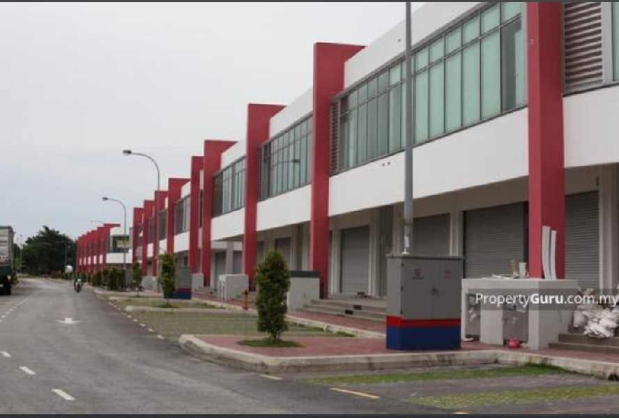 bandar Kinrara factory 1 point 5 storey for sale