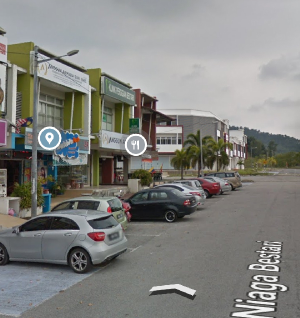 puncak bestari Ground  shop lot for rent adjoining