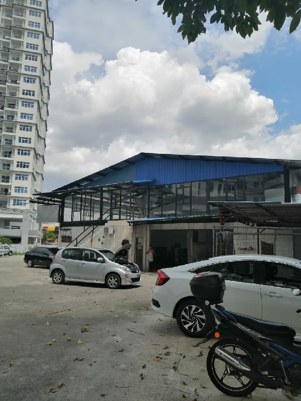 40000 sqft commercial land at Puchong for sale Freehold