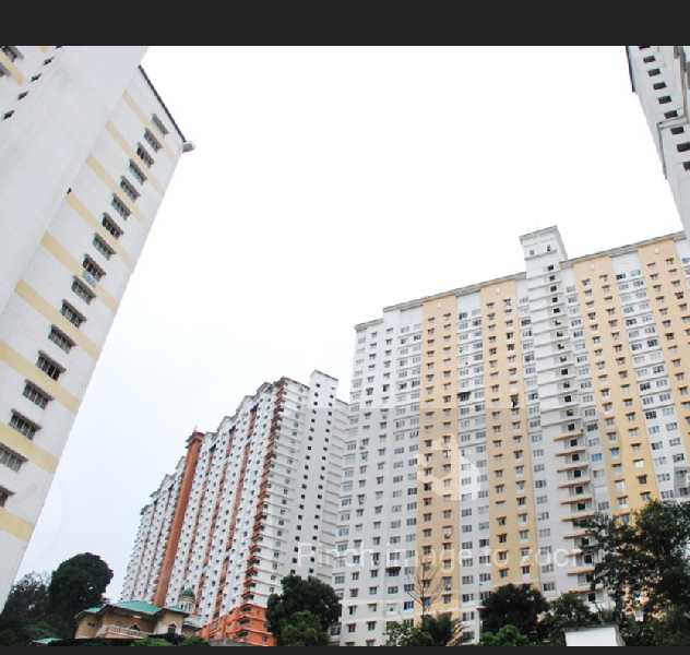 flora Damansara apartment for sale - photo 2