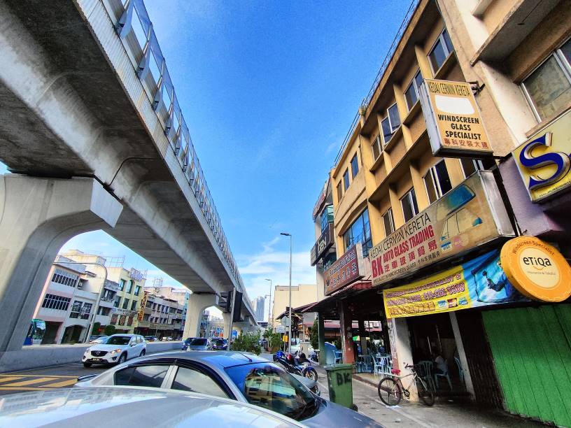 3sty shop lot jalan kepong besar freehold next to