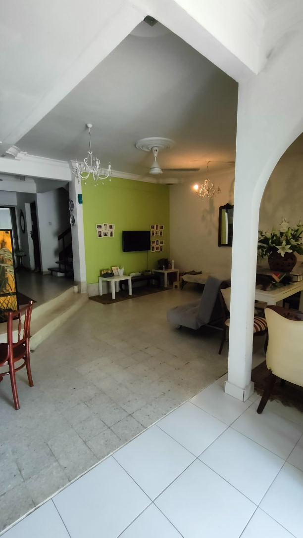 Shah alam seksyen 6 2sty house for sale extended - photo 2