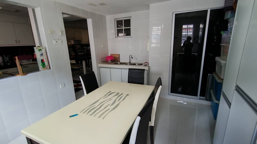Shah alam seksyen 6 2sty house for sale extended - photo 8