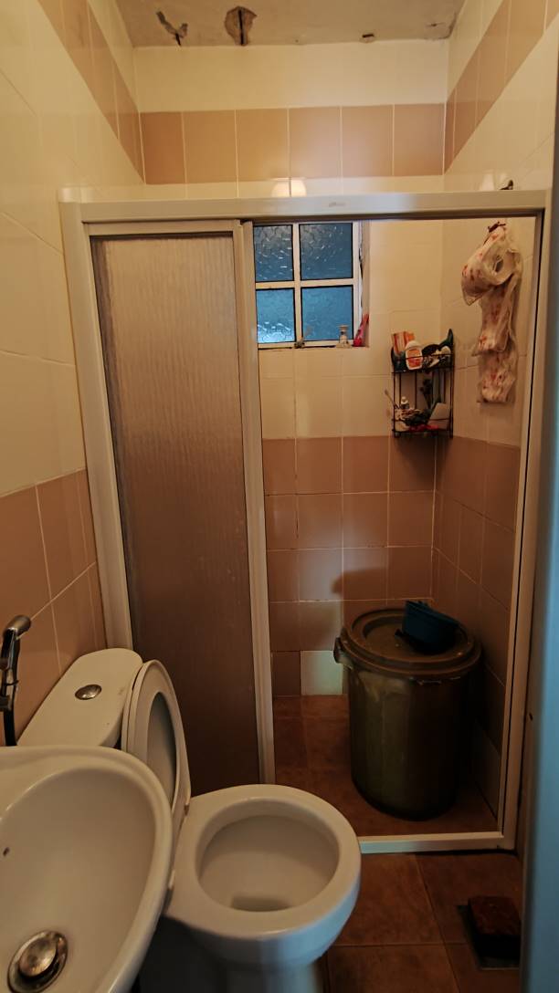 Shah alam seksyen 6 2sty house for sale extended - photo 12