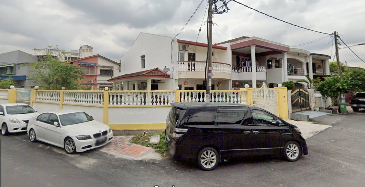 Taman city KL 2sty corner house for sale 3000 sqft