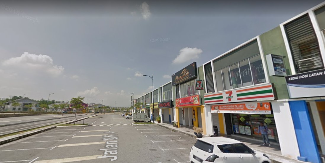 saujana rawang 2sty shop lot for sale main road - photo 2