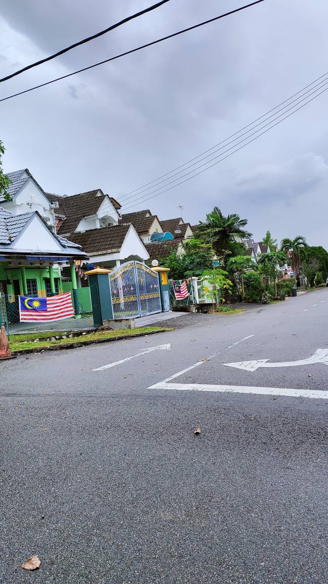 Subang Usj 9 2 storey house for sale freehold - photo 3