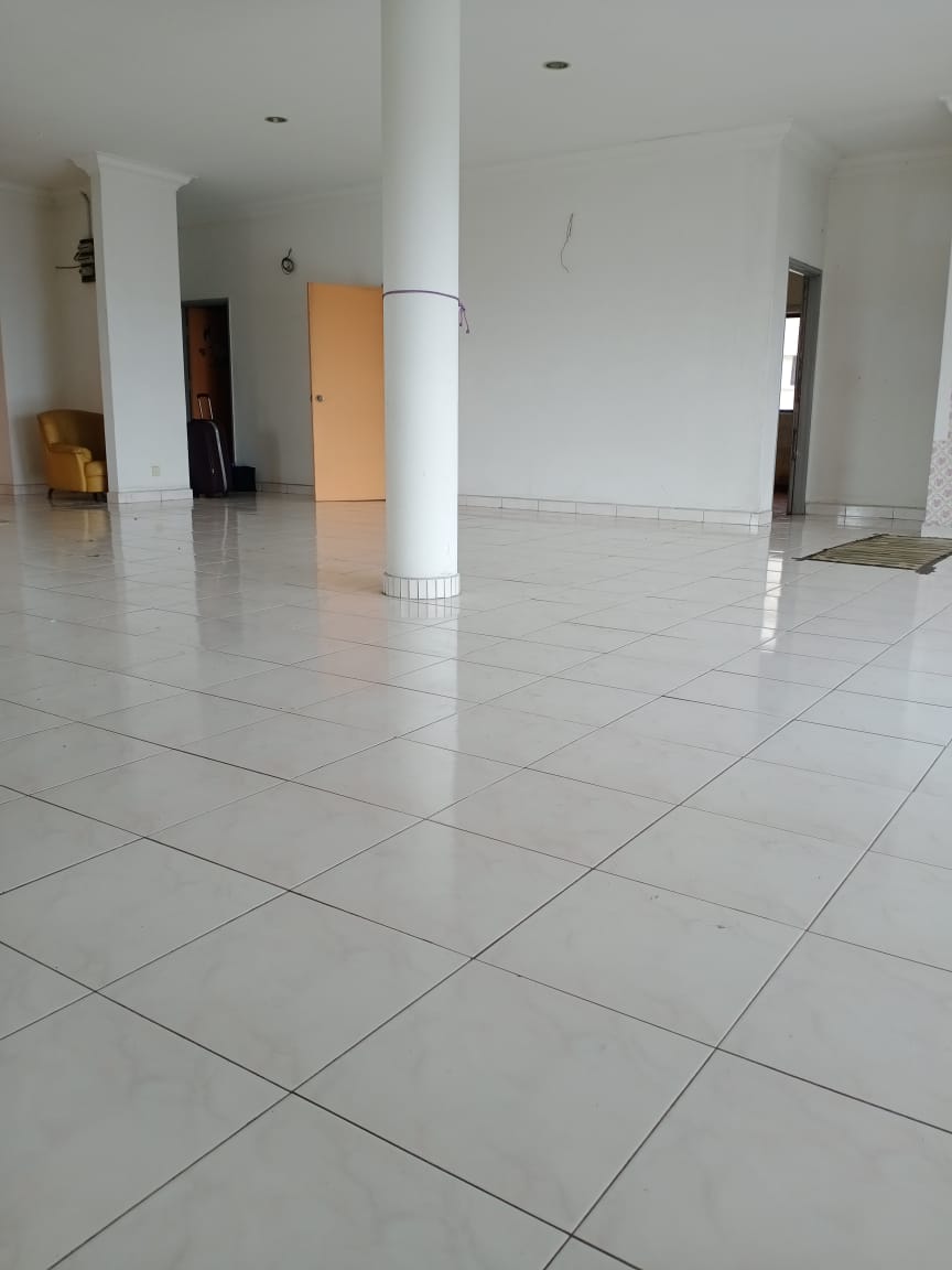 Dynasty Condomonium Klang pent house for rent - photo 4