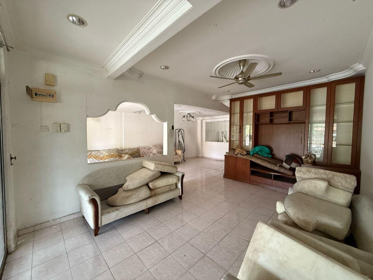 URGENT SALE Double Storey Taman Desa Indah Nilai - photo 2