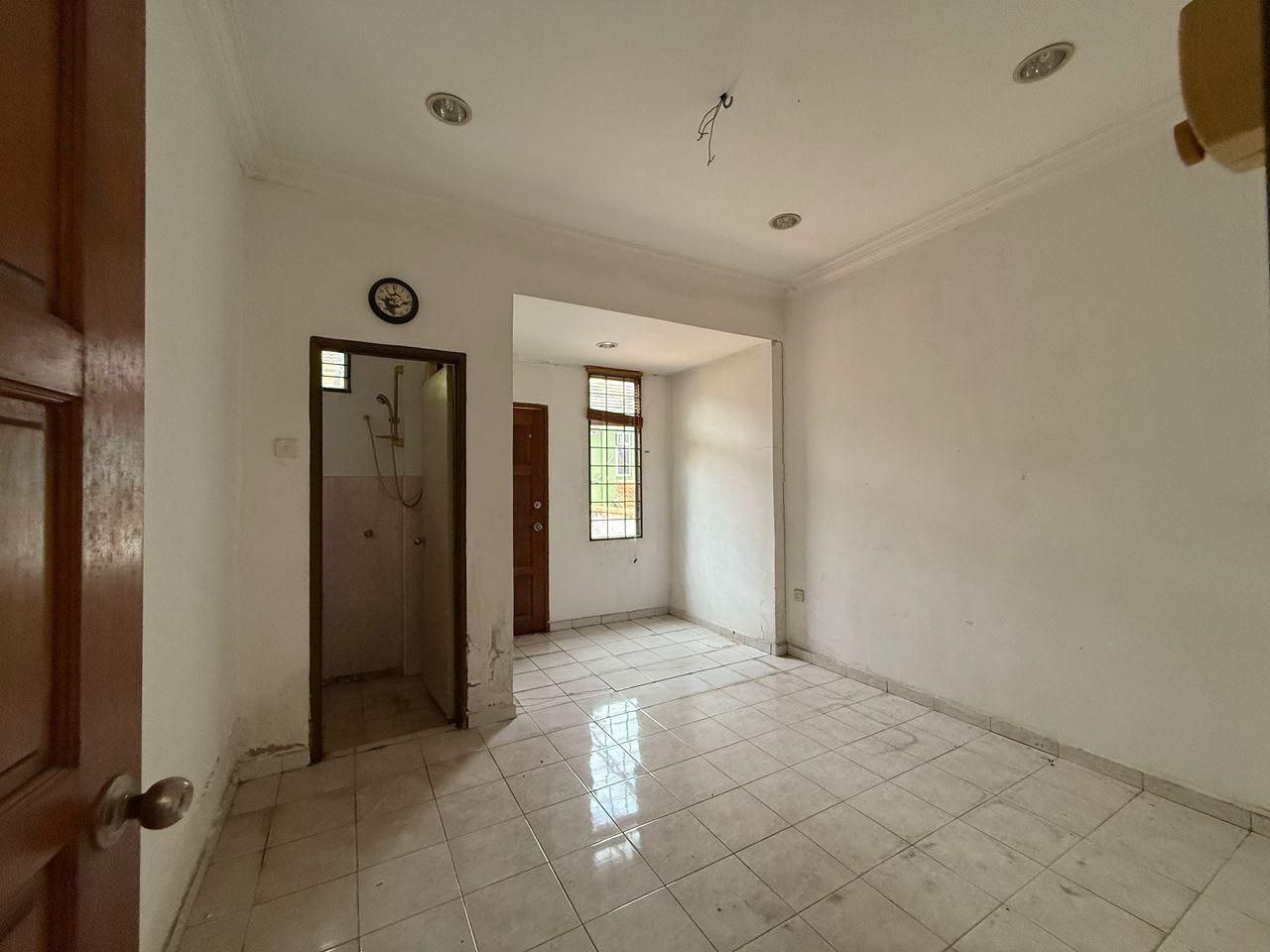 URGENT SALE Double Storey Taman Desa Indah Nilai - photo 6