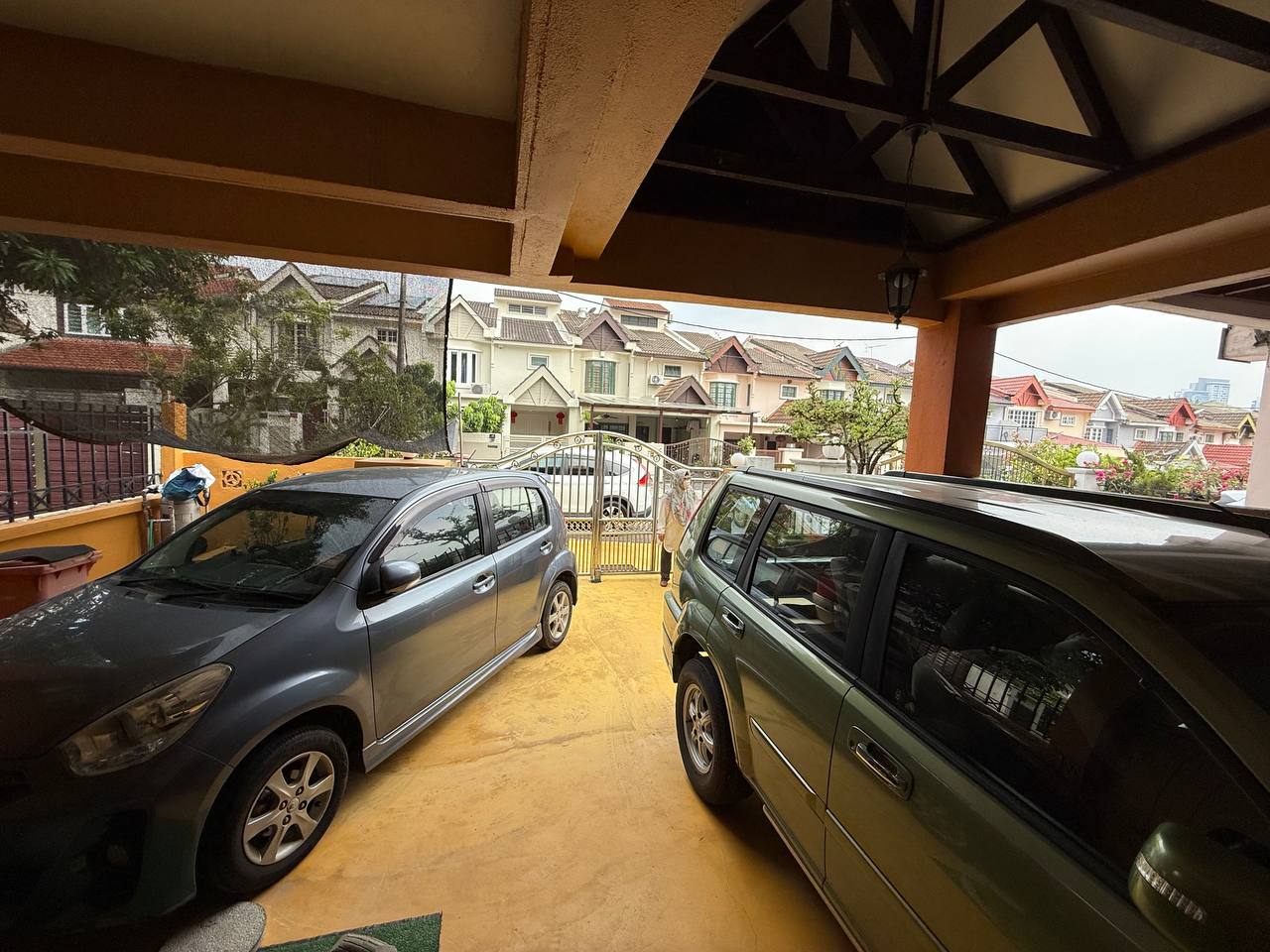 Renovated 2 storey Terrace Sri Damansara Selangor - photo 2