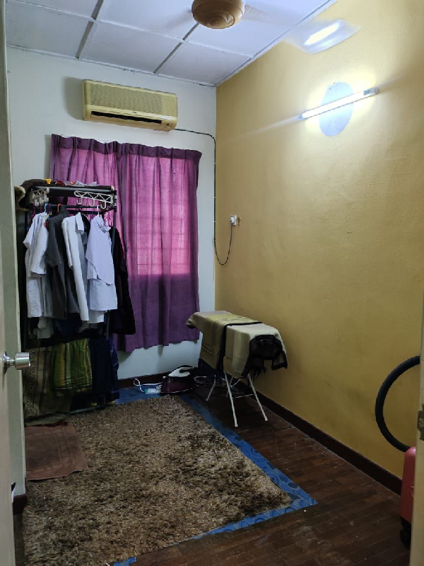 Double Storey Terrace Link House Taman Puchong Utama PU10 - photo 9