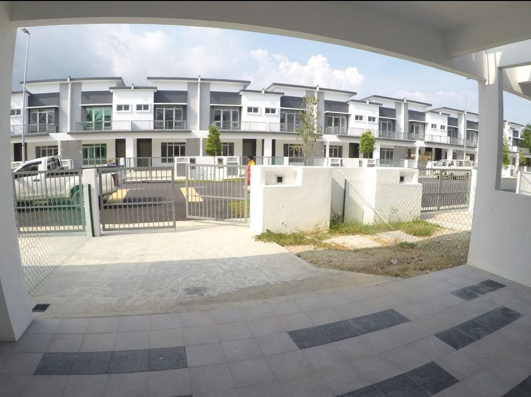 Double Storey Terrace Taman Warisan Hijauan - photo 2