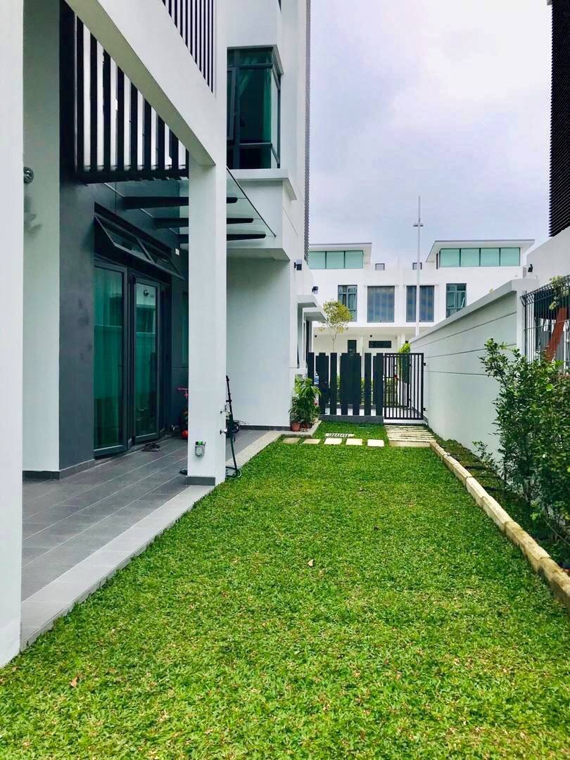 3 Storey Semi D Sejati Residences Cyberjaya - photo 2