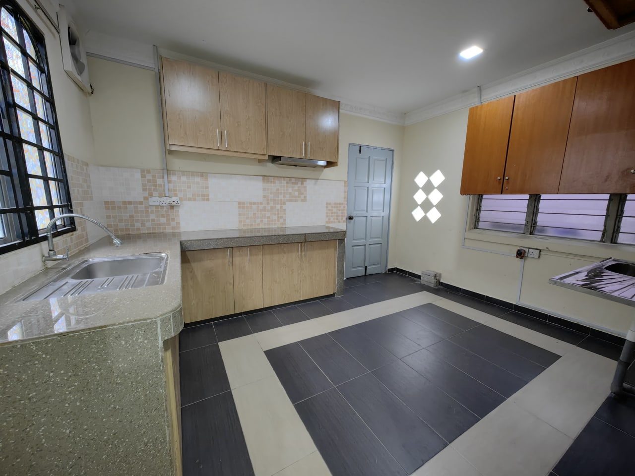 Two Storey Corner Lot Seksyen 5 Bandar Baru Bangi - photo 7