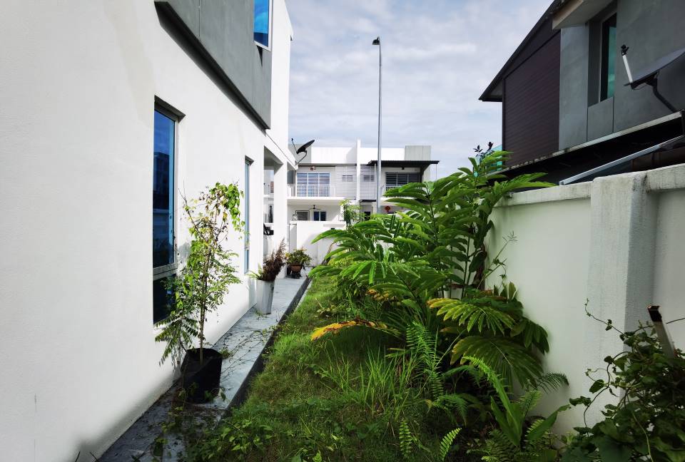 Double Storey Semi D Cluster Taman Jaya 1 Nilai - photo 9