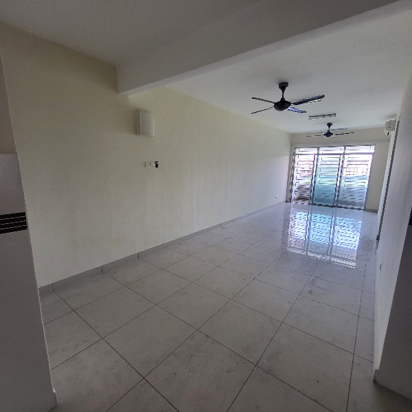 Biggest Size Condominium Tiara Parkhomes Tmn Bukit Mewah Kajang - photo 2