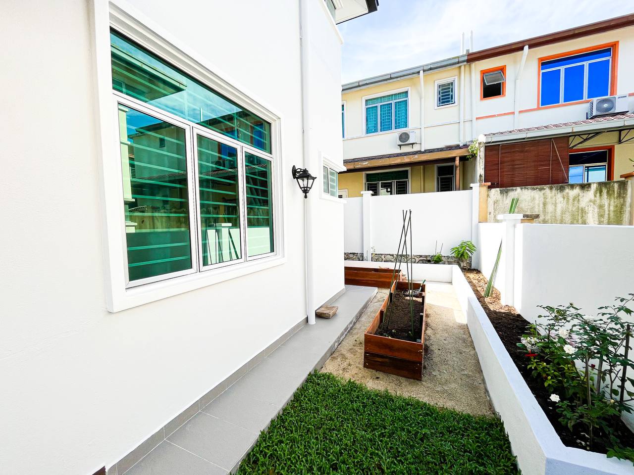 Semi D 2 Storey Taman Jelok Impian, TTDI Grove - photo 3