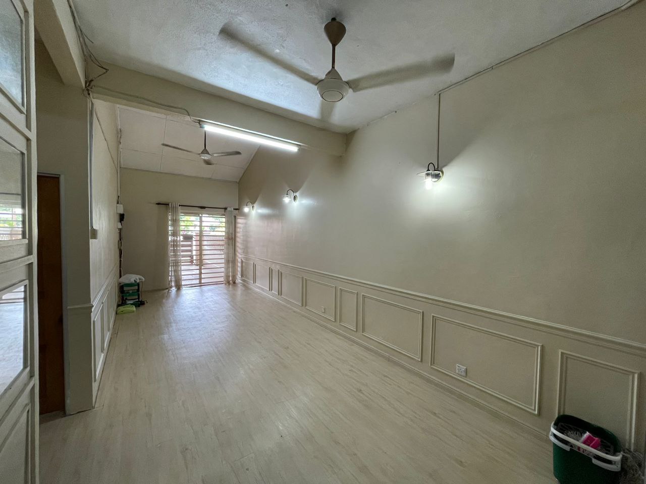 Single Storey House Taman Kinrara 1, Puchong - photo 2
