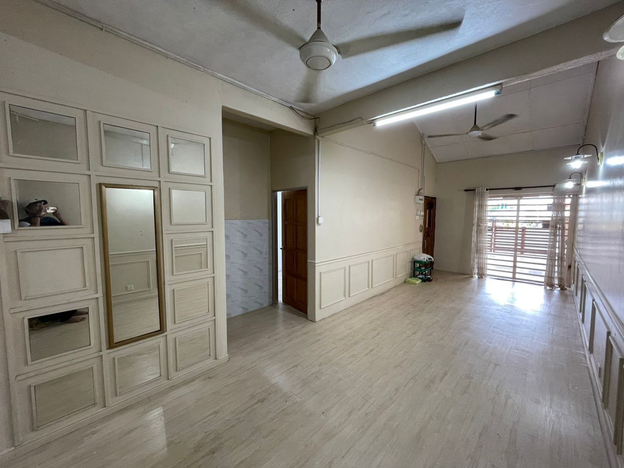 Single Storey House Taman Kinrara 1, Puchong - photo 4