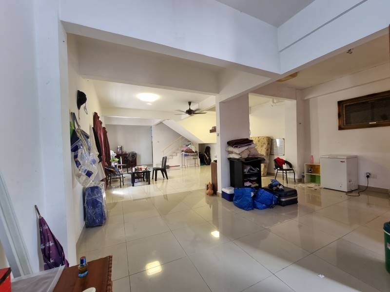 2 Sty Taman Salak Perdana, Sepang - photo 2