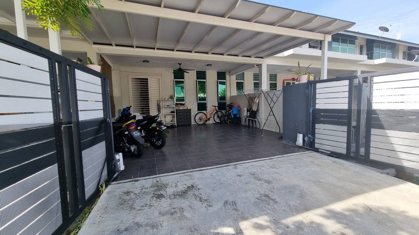 RENO 2 Storey Terrace Bangi Avenue FREEHOLD - photo 2