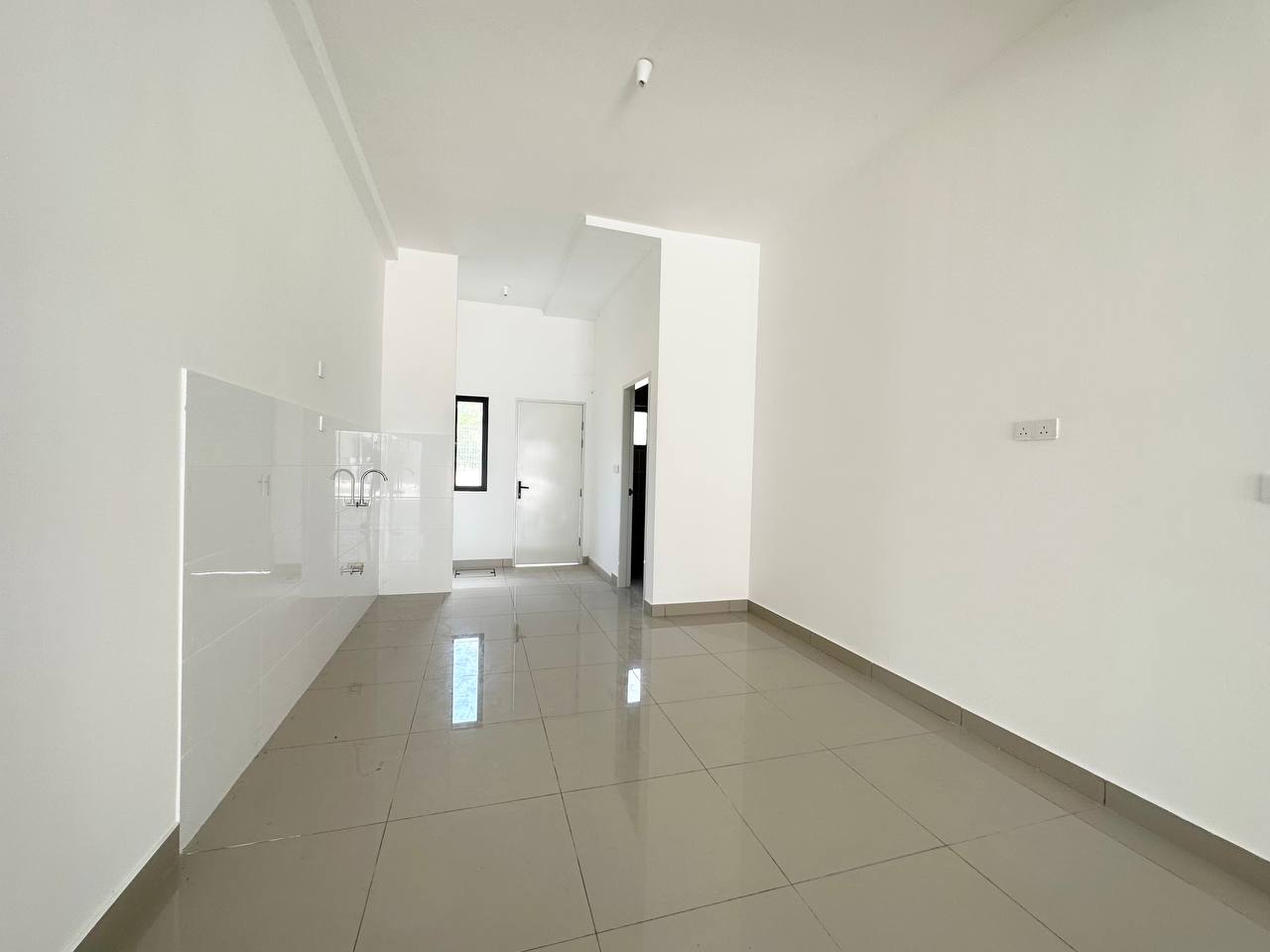 Double Storey Terrace Sejati Lakeside, Cyberjaya - photo 3